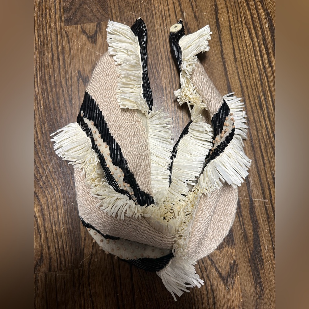 Mignonne Gavigan scarf